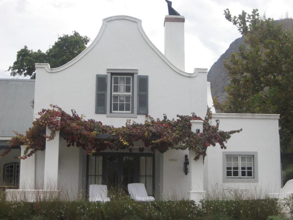Franschhoek Rose Cottages Bilik gambar